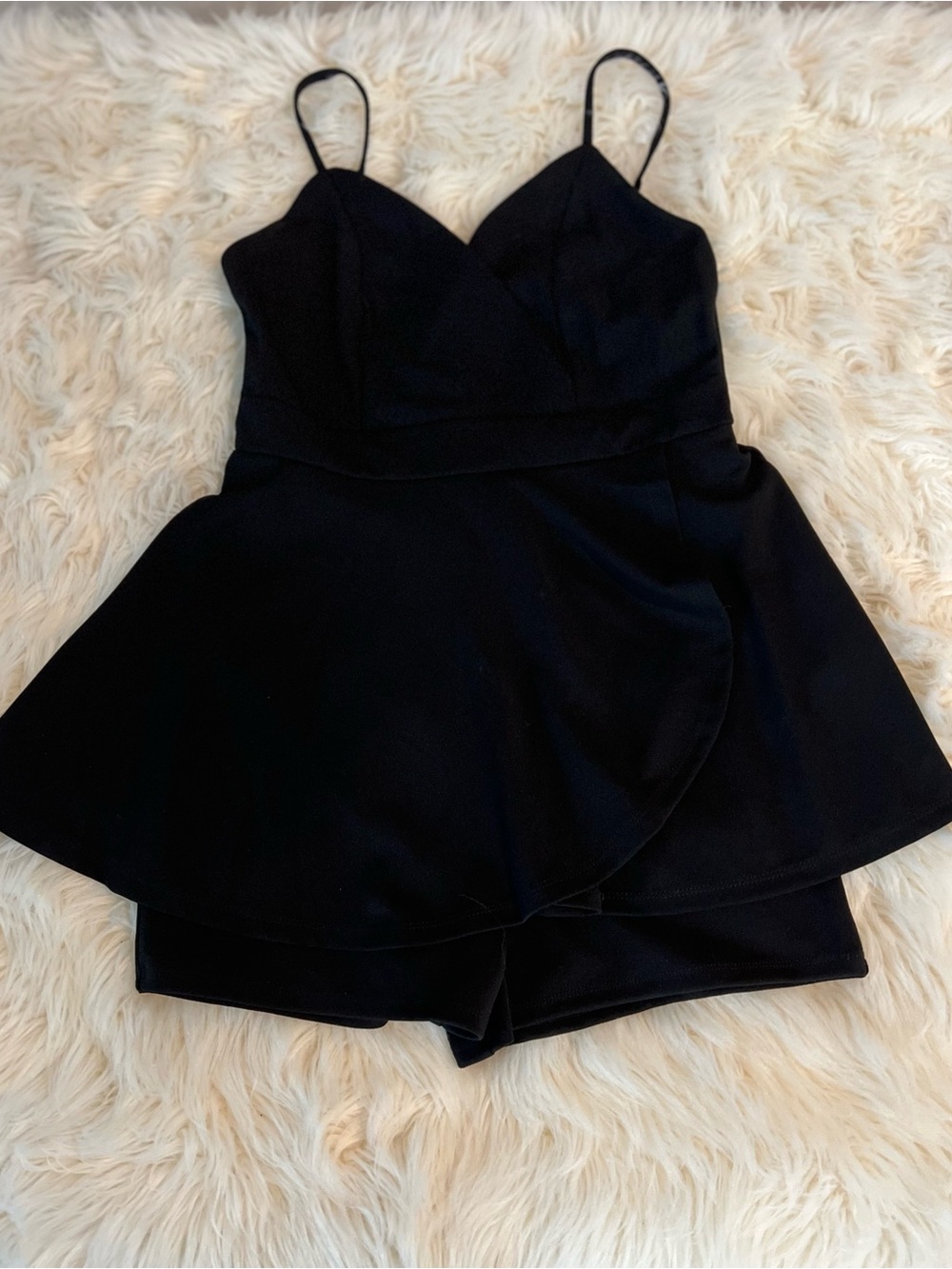 Active USA Black Surplice Romper Flowy Skort Small